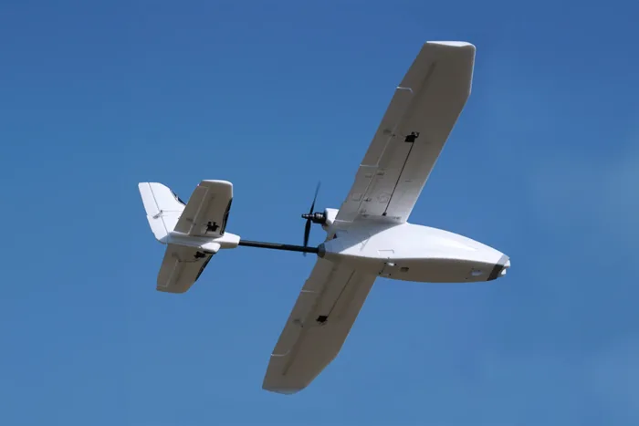 Yuanhang Studio X1300 FPV Fixed-Wing Carrier Aircraft with Pusher Propeller - Image 4